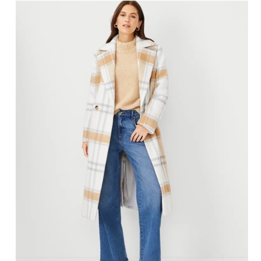 Ann Taylor Petite Plaid Double Breast Coat.  Size LP.  Cafe Au Lait.  NWT